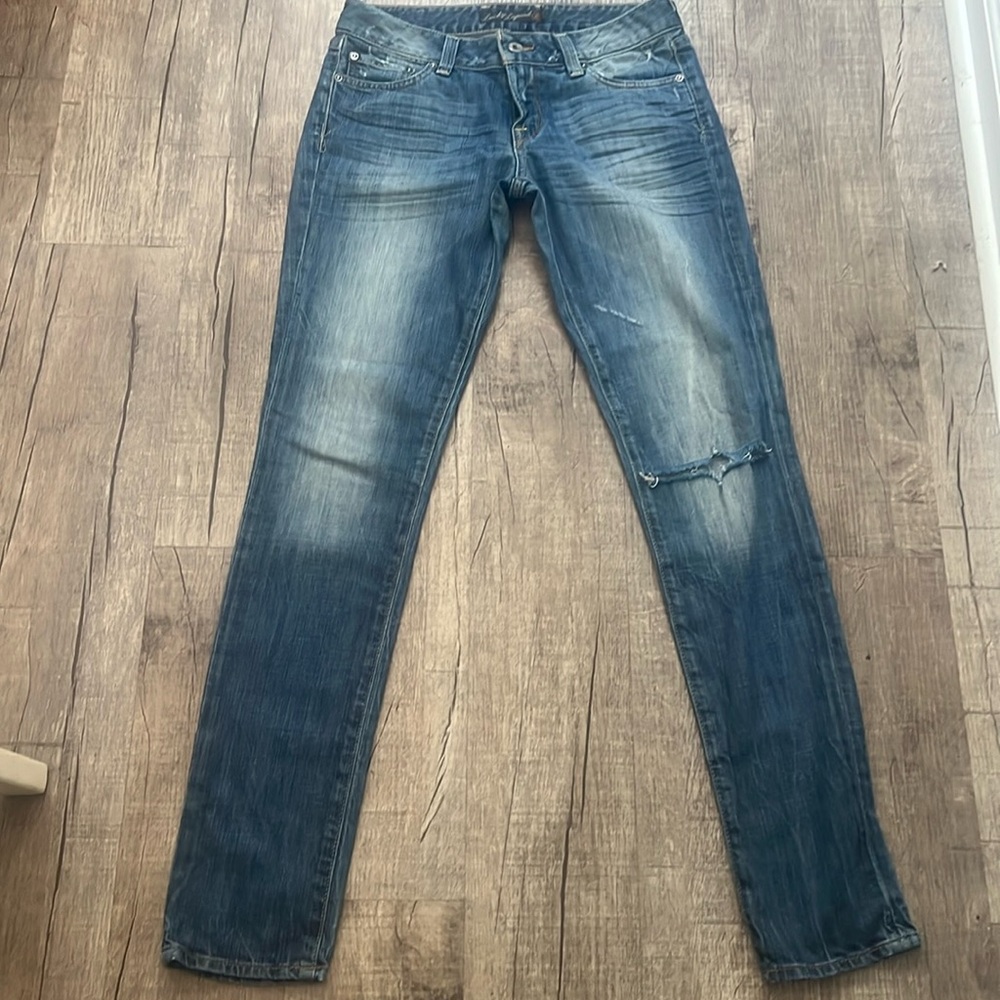 ☀️3 FOR $25 Lucky Jeans